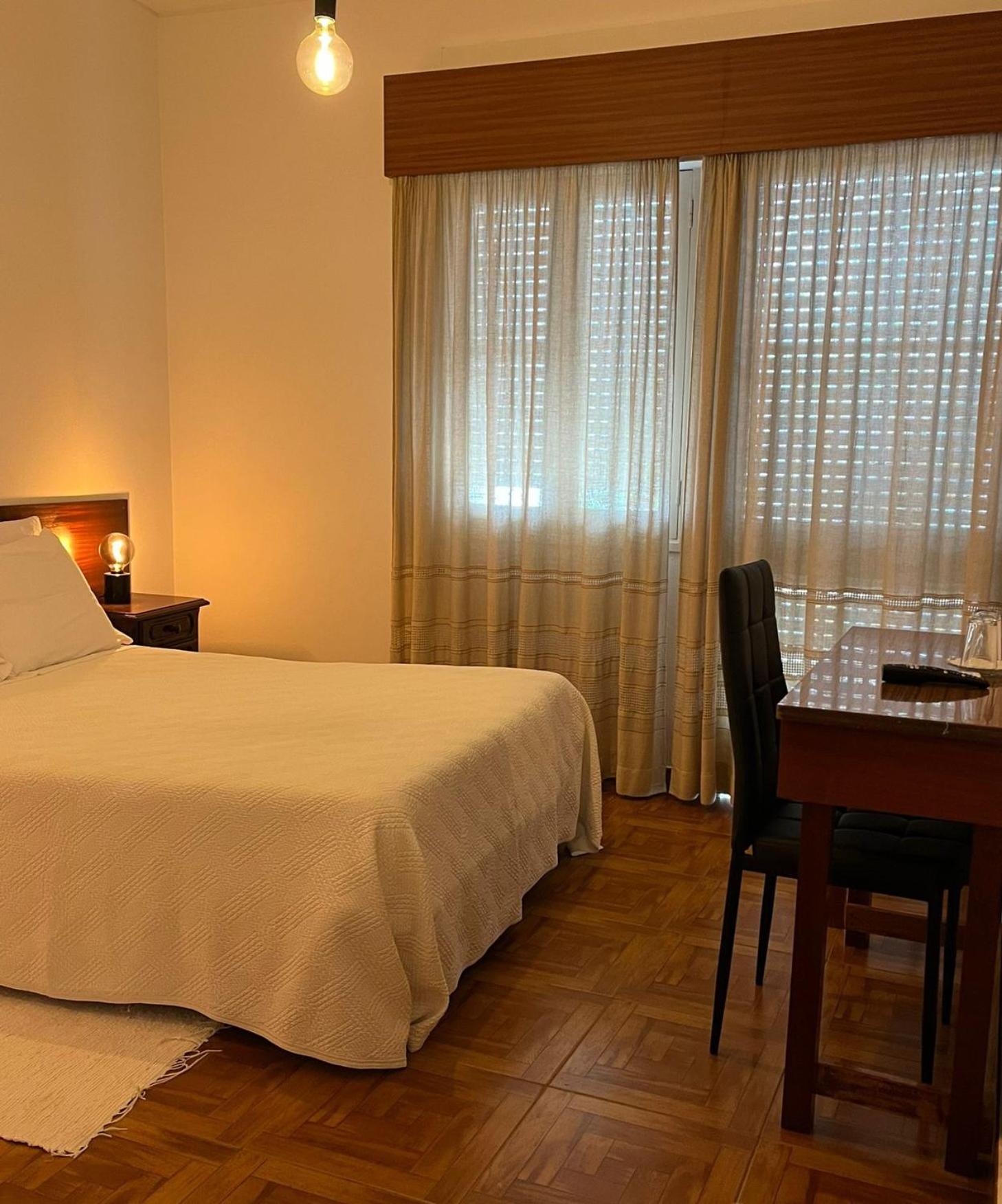 Romeu Bed & Breakfast Quarteira Bagian luar foto