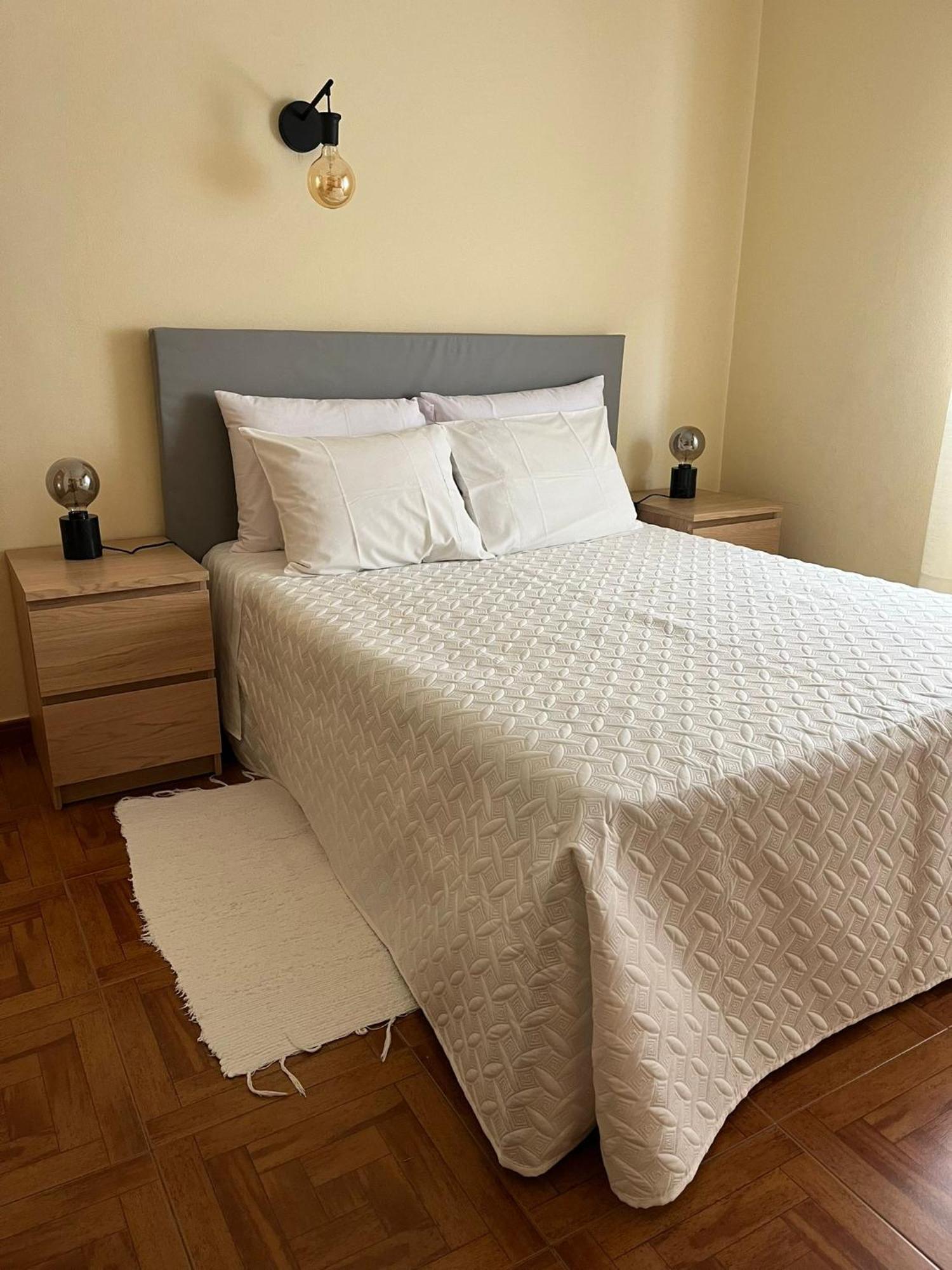 Romeu Bed & Breakfast Quarteira Bagian luar foto