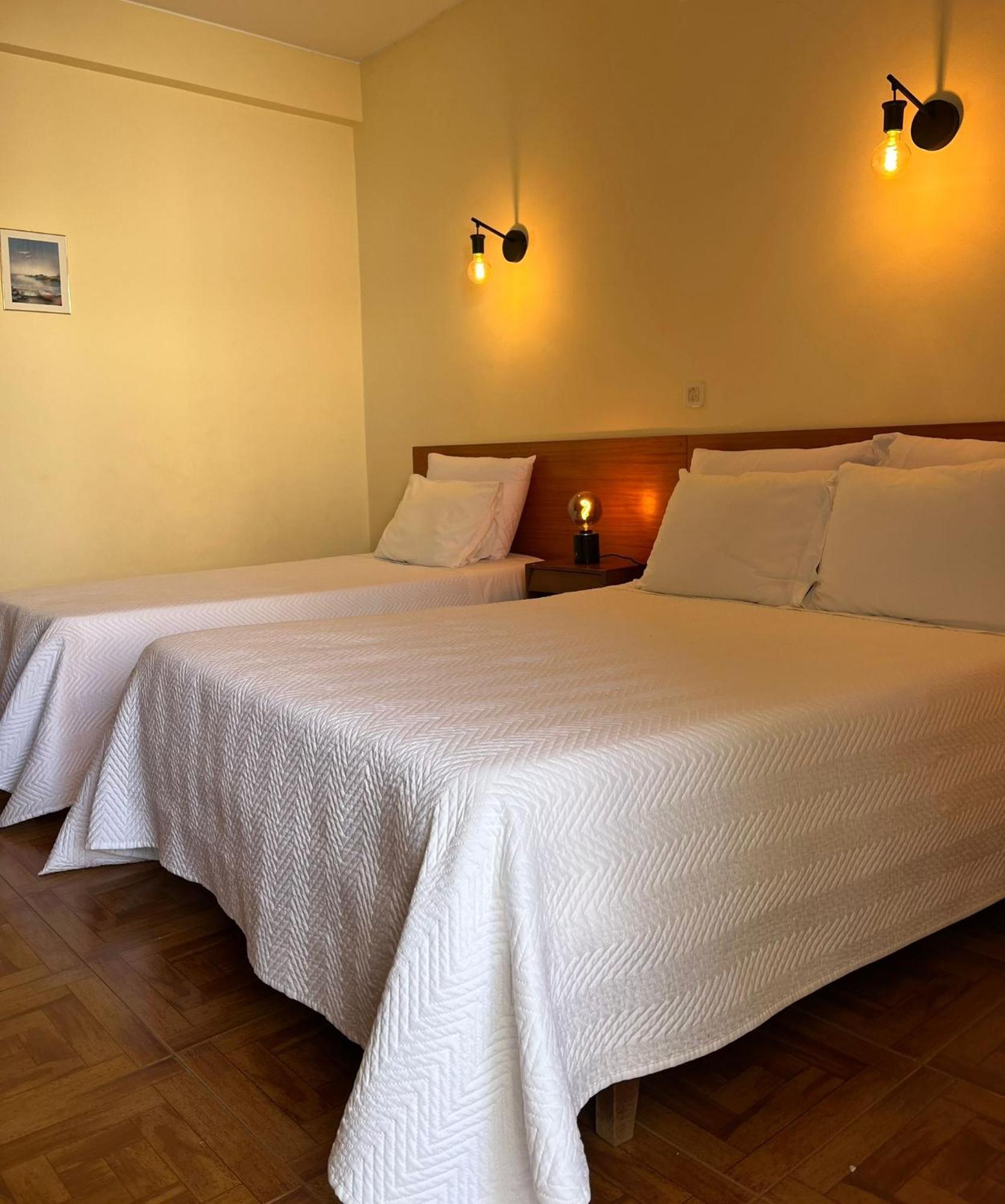 Romeu Bed & Breakfast Quarteira Bagian luar foto