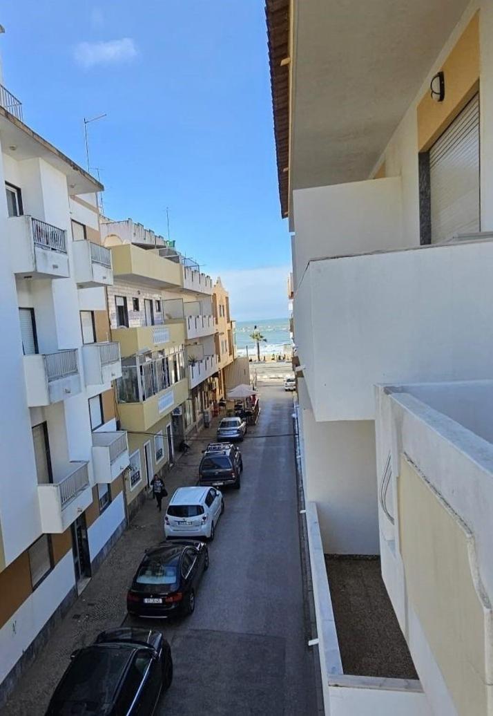 Romeu Bed & Breakfast Quarteira Bagian luar foto